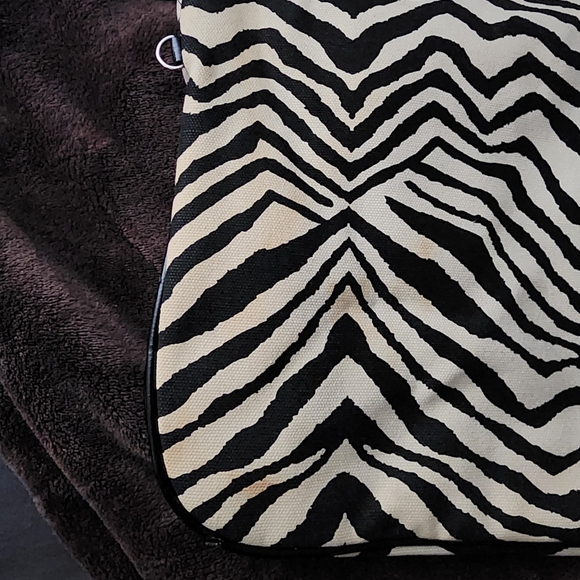 Purse - Picture 5 of 8